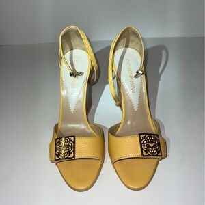 Mustard yellow wedges